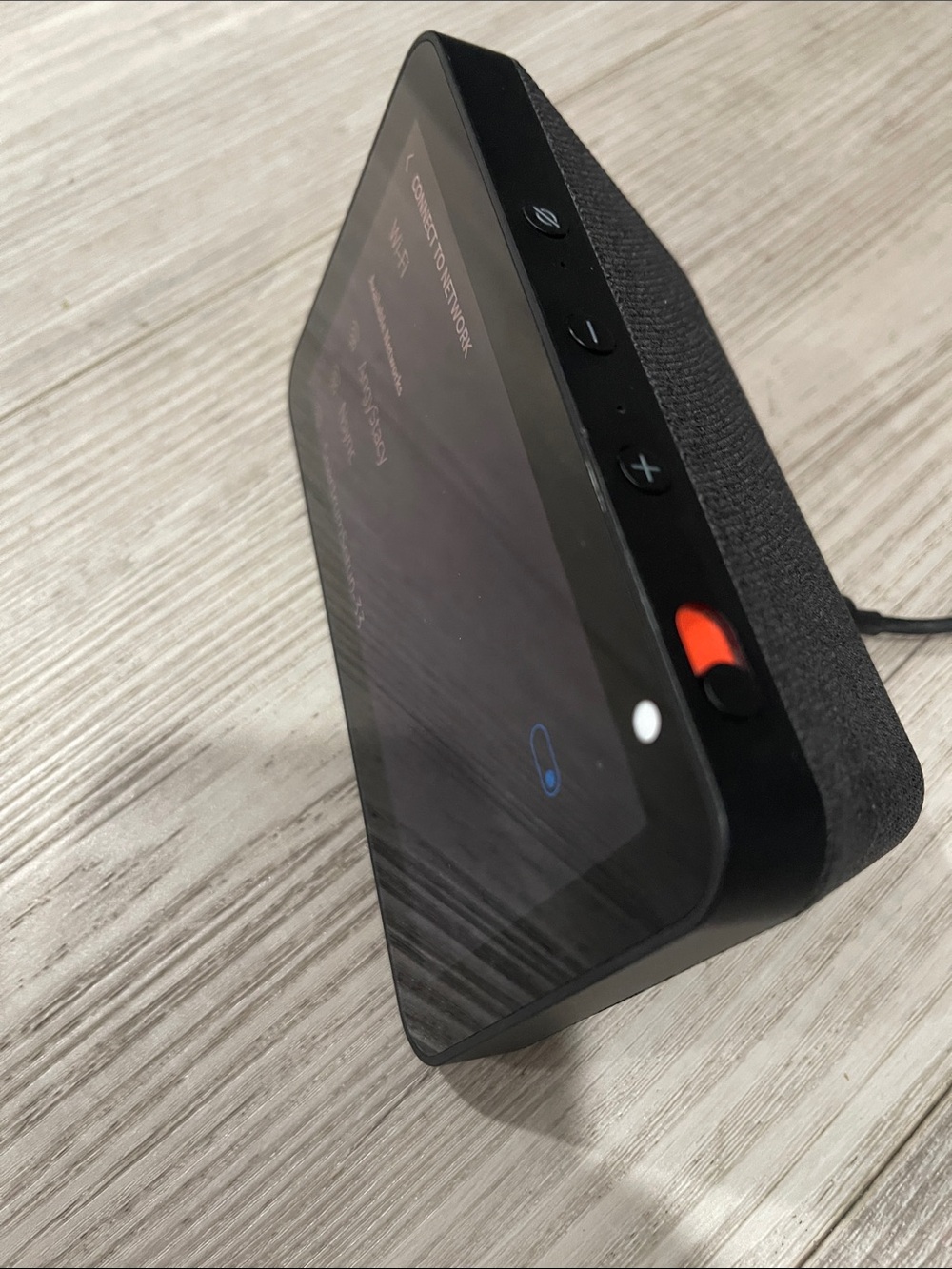 Amazon Echo Show 5 (1st Generation) Smart Display - Black. Model H23K37. - Picture 3 of 5